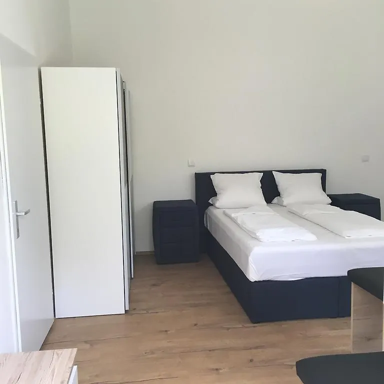 Apartment Schloss Alt Erlaa Vienna Austria