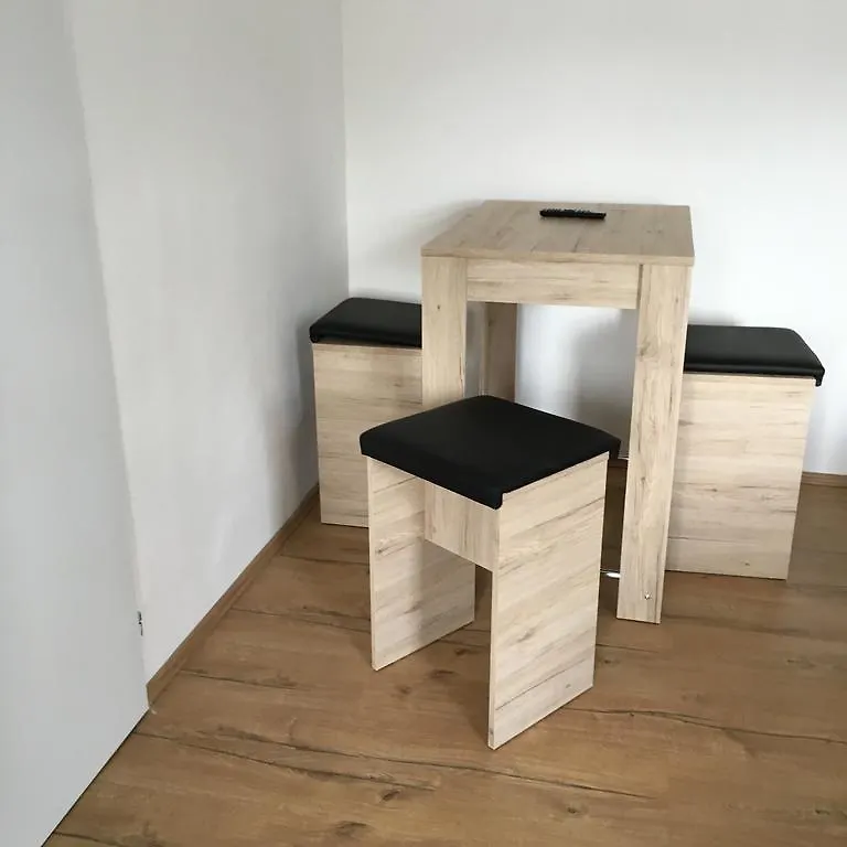 Apartment Schloss Alt Erlaa Vienna